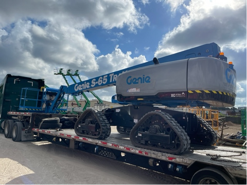 2022 Genie S-65 Trax