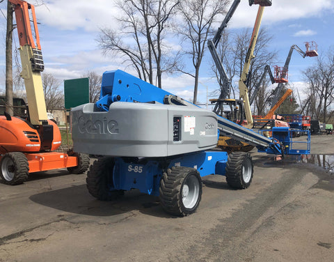 2013 Genie S-85