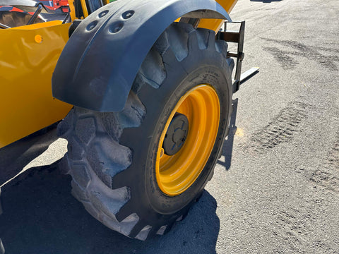 2017 JCB 510-56