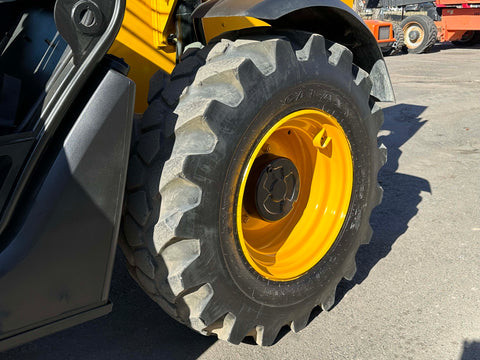 2017 JCB 510-56