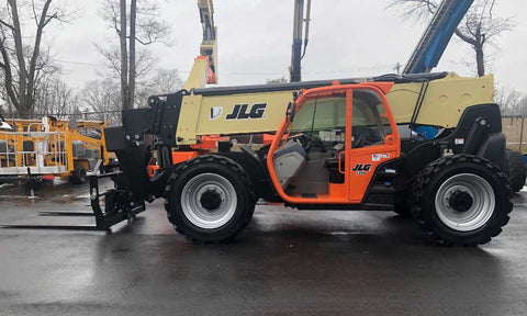 2018 JLG 1255 12000 LB DIESEL TELESCOPIC FORKLIFT TELEHANDLER PNEUMATIC OUTRIGGERS 4WD 2410 HOURS STOCK # BF91149739-NLEQ - United Lift Equipment LLC