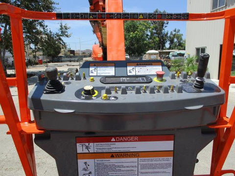 2020 JLG 943