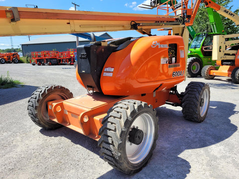 2013 JLG 600AJ