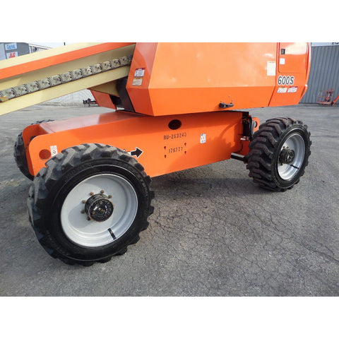 2013 JLG 600S