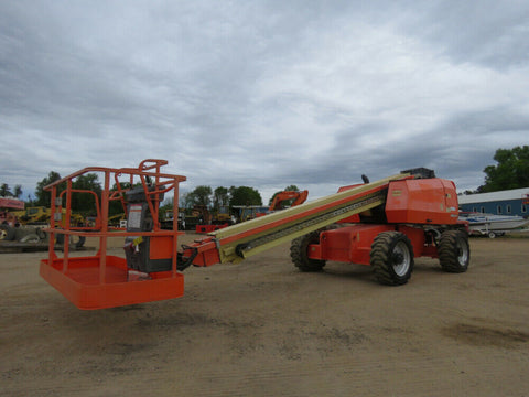 2012 JLG 600S