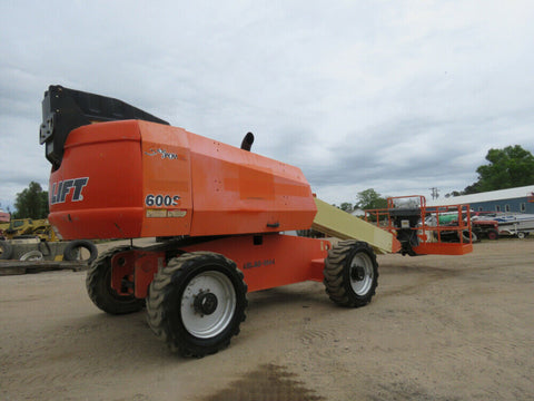 2012 JLG 600S