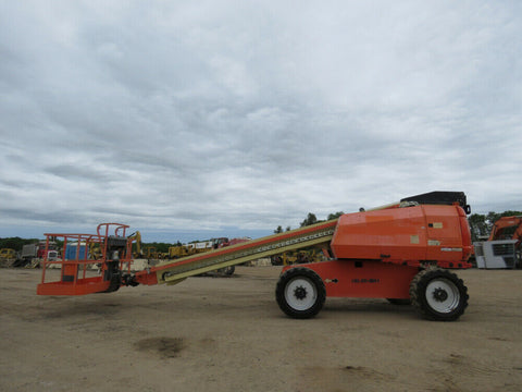 2012 JLG 600S