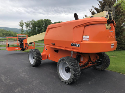 2017 JLG 600S