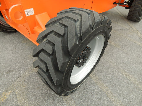 2018 JLG 800AJ