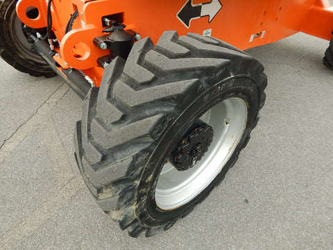2018 JLG 800AJ