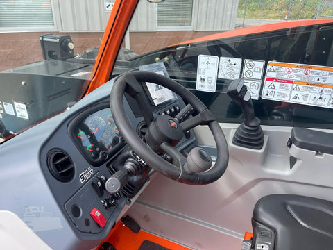 2022 JLG 943