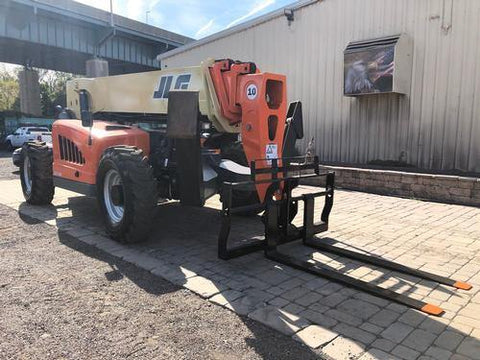 2012 JLG G10-55A