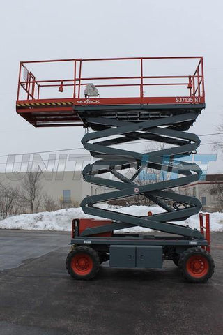 2011 Skyjack SJ-7135RT