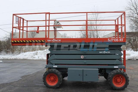 2011 Skyjack SJ-7135RT