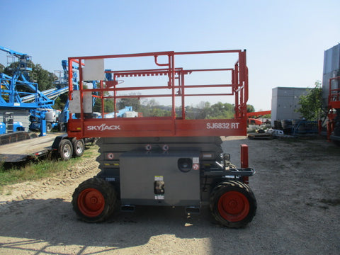 2012 Skyjack SJ-6832RT