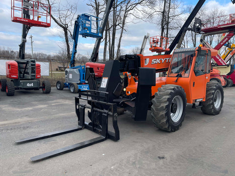 2017 SkyTrak 10054-1