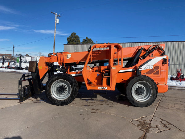 2015 SKYTRAK 10054 10000 LB DIESEL TELESCOPIC FORKLIFT