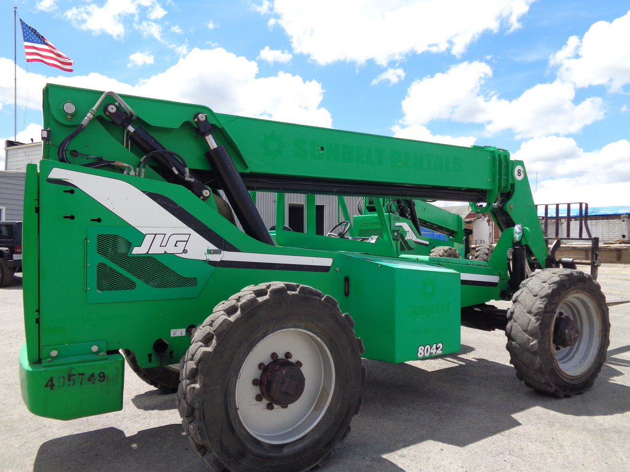 2012 SKYTRAK 8042 8000 LB DIESEL TELESCOPIC FORKLIFT