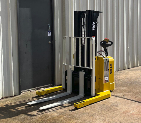 2018 Yale MSW040SFN24TE072 Picture 3 2018 Yale MSW040SFN24TE072-3